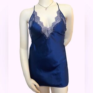 Victoria’s Secret Slip, L | Blue 💙🎀